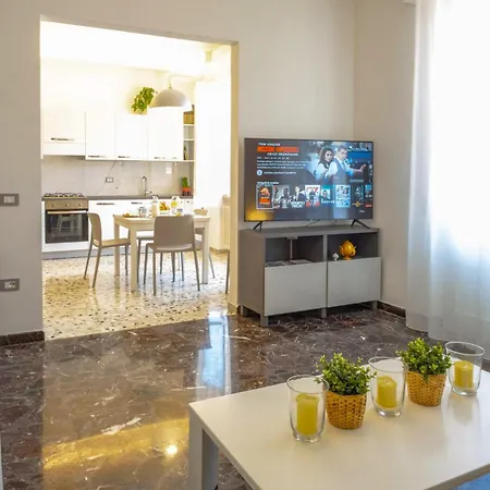 Lejlighed Elegant 2-suite Residence, Near The Thermal Baths