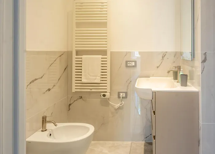 Elegant 2-suite Residence, Near The Thermal Baths