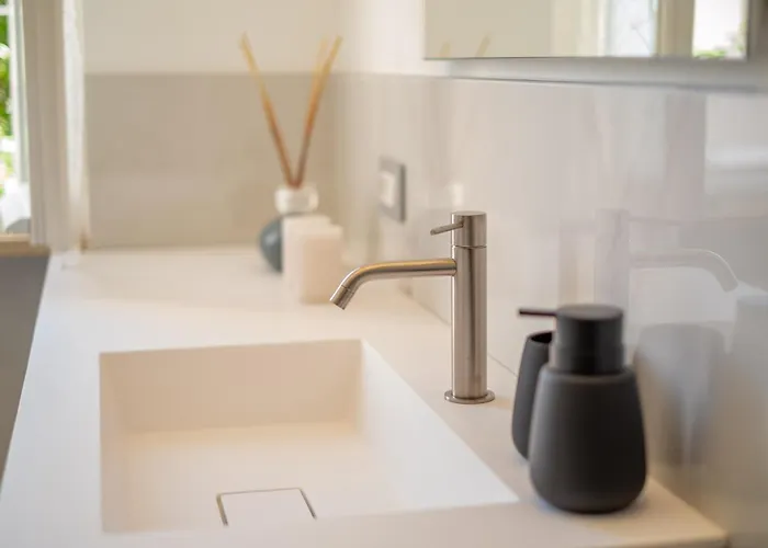 Elegant 2-suite Residence, Near The Thermal Baths Appartement